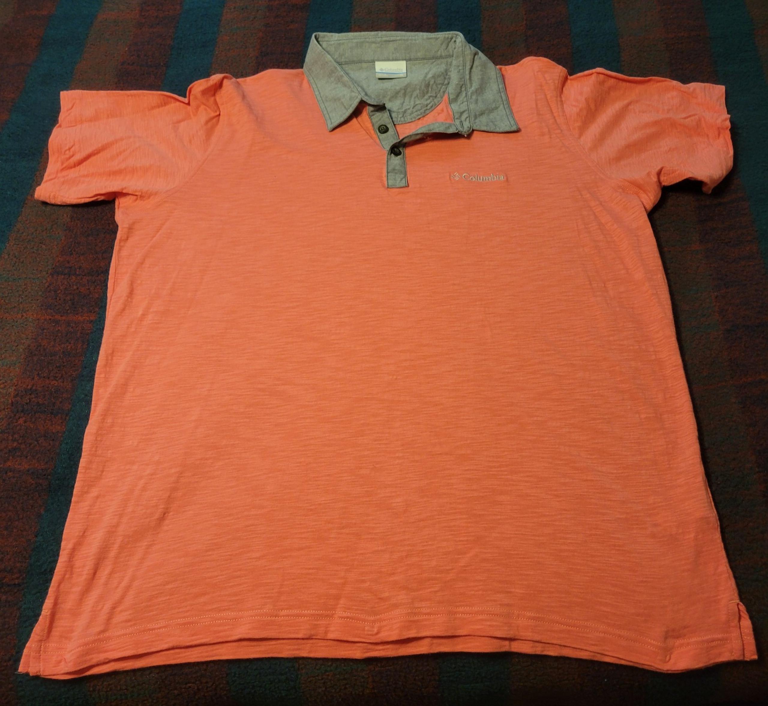 MENS SIZE XL. COLOMBIA POLO TOP.