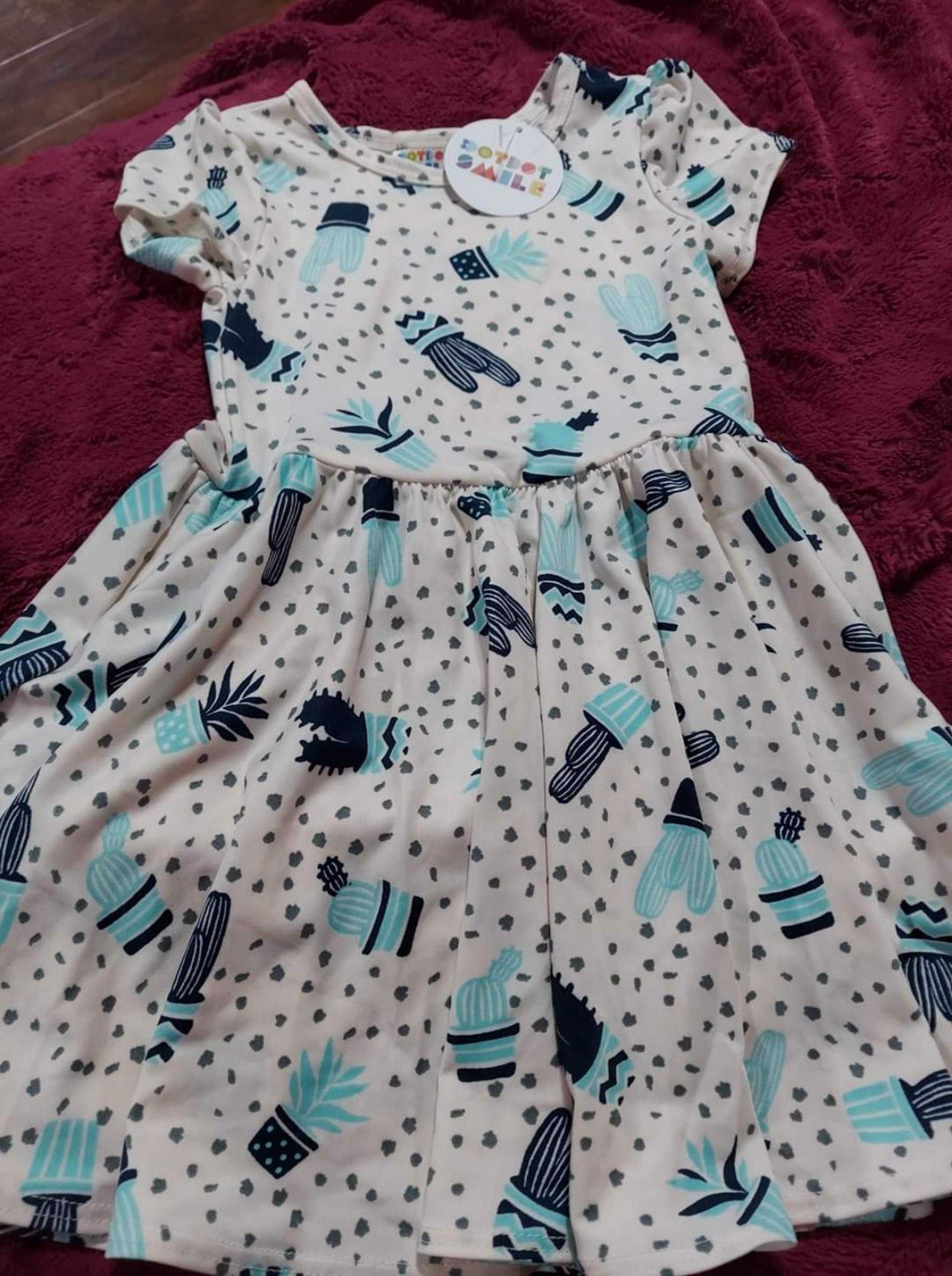 Dot dot smile 2T Dress NWT
