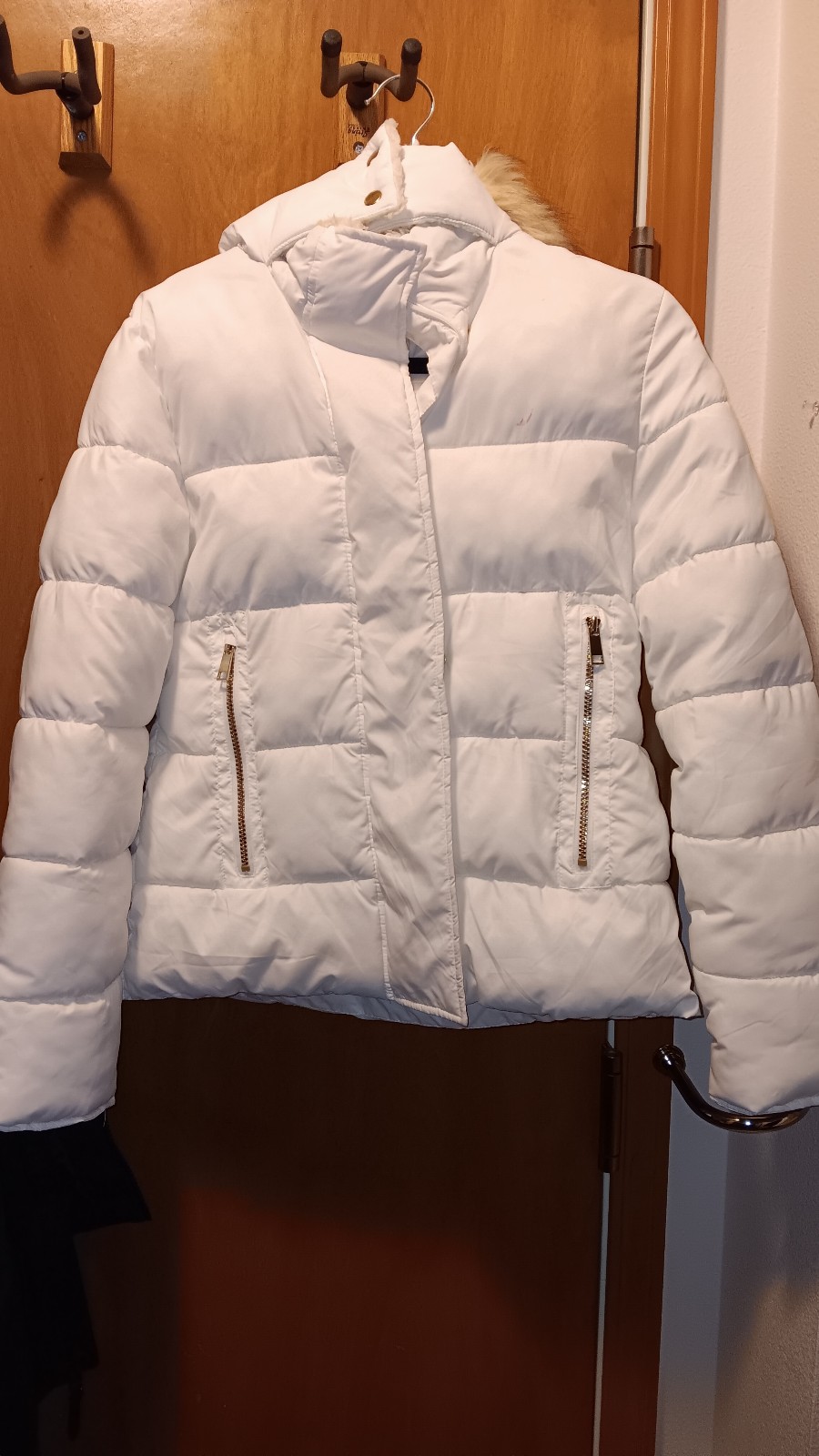 womens puffer jacket crisp white with gold hardware size small, only worn once.