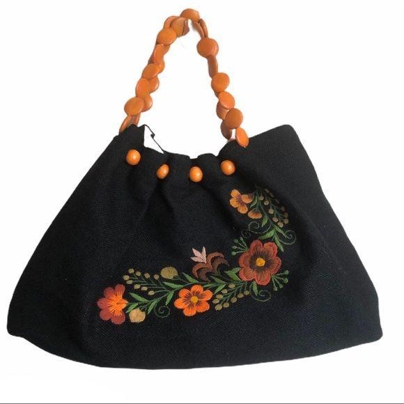 Alma Soul Floral Embroidered Black Large