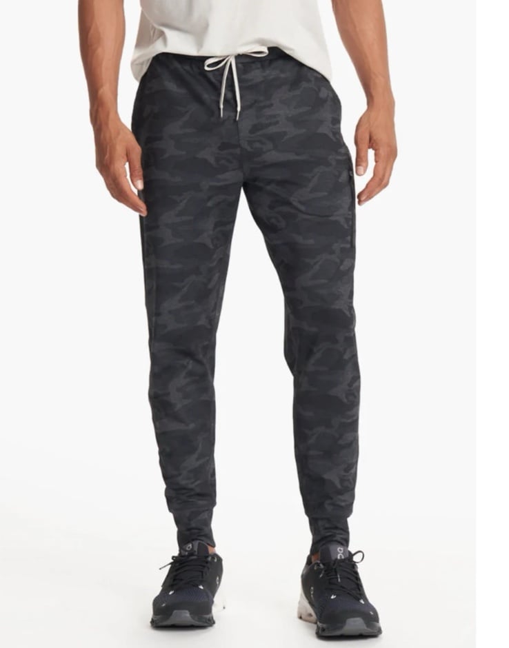 Vuori Men's Black Camo Sunday Performance Jogger Size XL (A30)