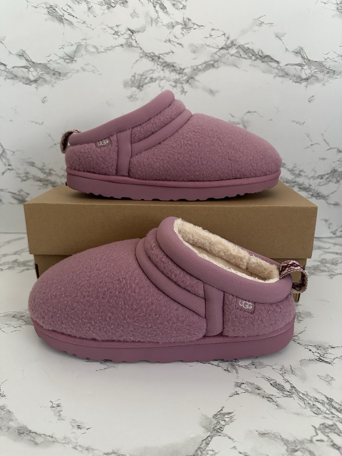 UGG Astro Ultra Fluff Puff Slip On Slide Sandals Slippers Size 6/ Women Size 7.5