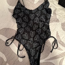 Kalokini- Black one piece XL
