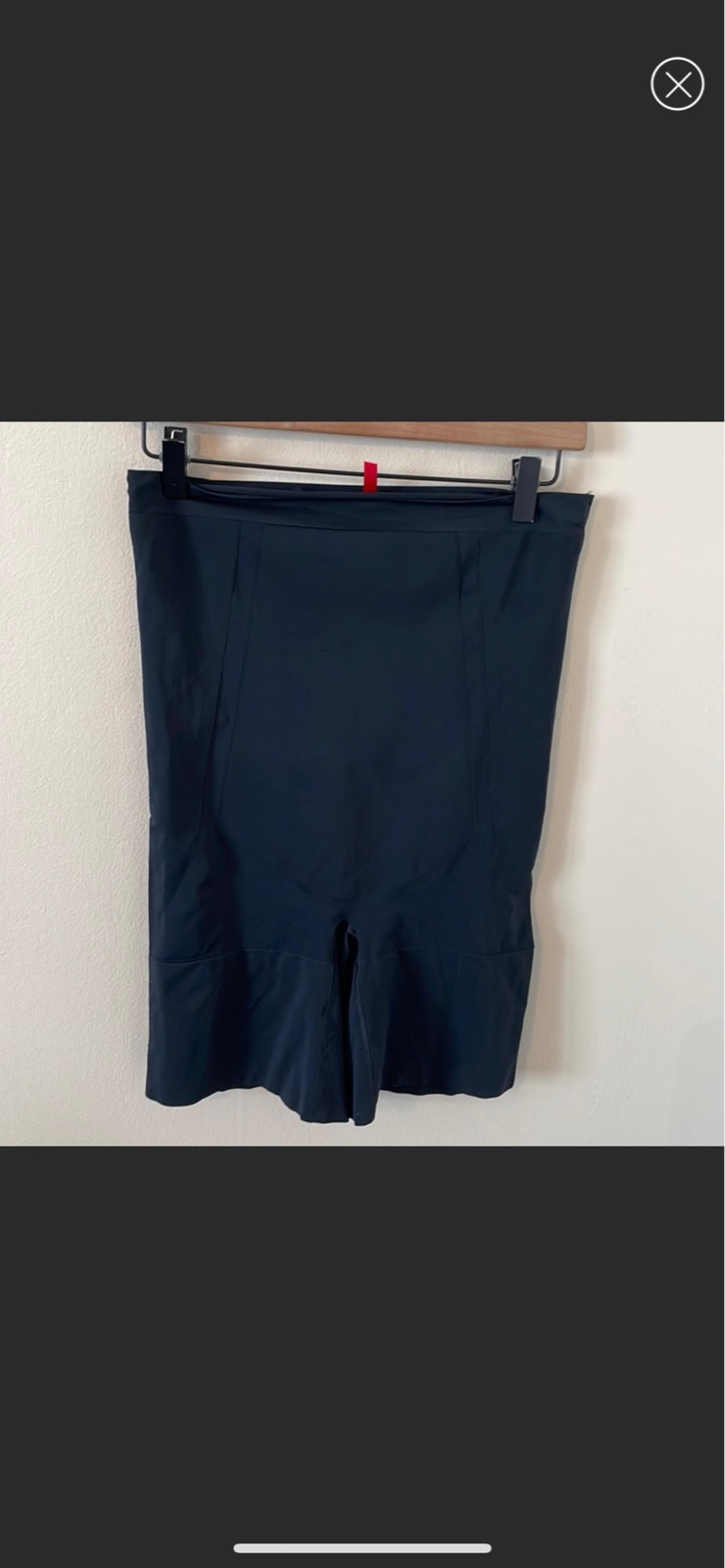 Spanx OnCore High-Waisted Mid Thigh Shorts