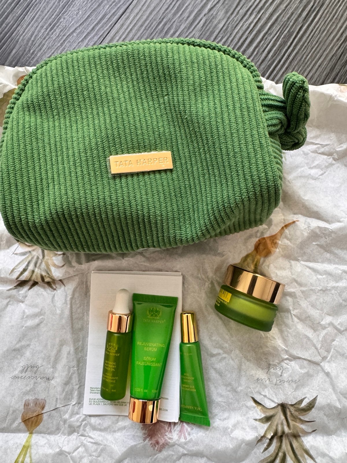 Tata Harper Make Up bag skin care