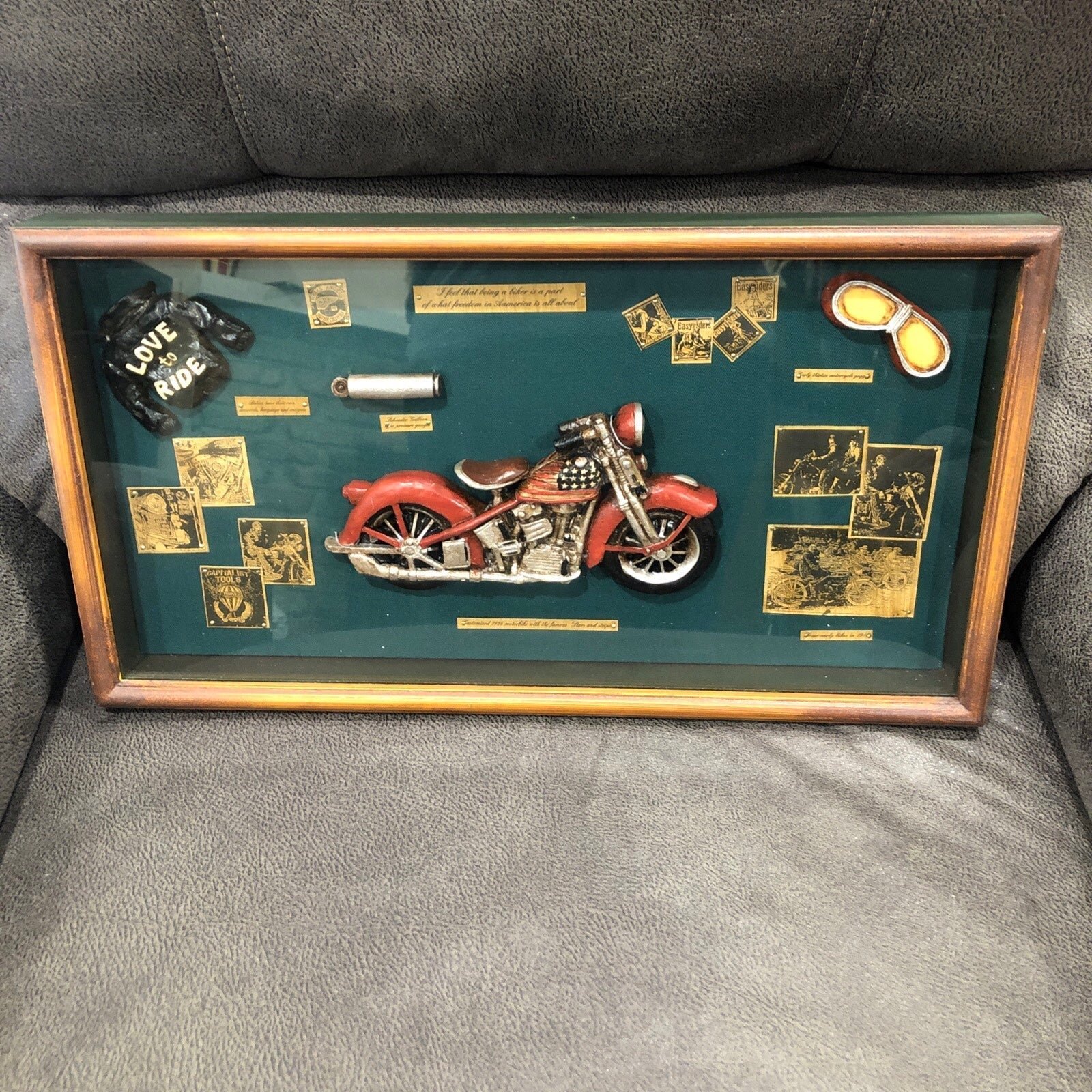 Shadow box frame