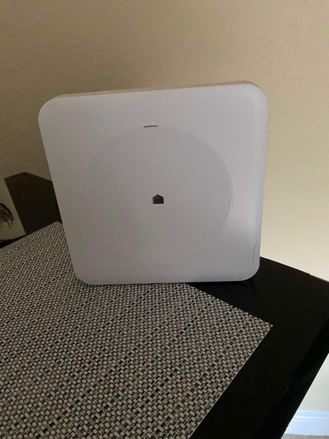 Wink hub unit