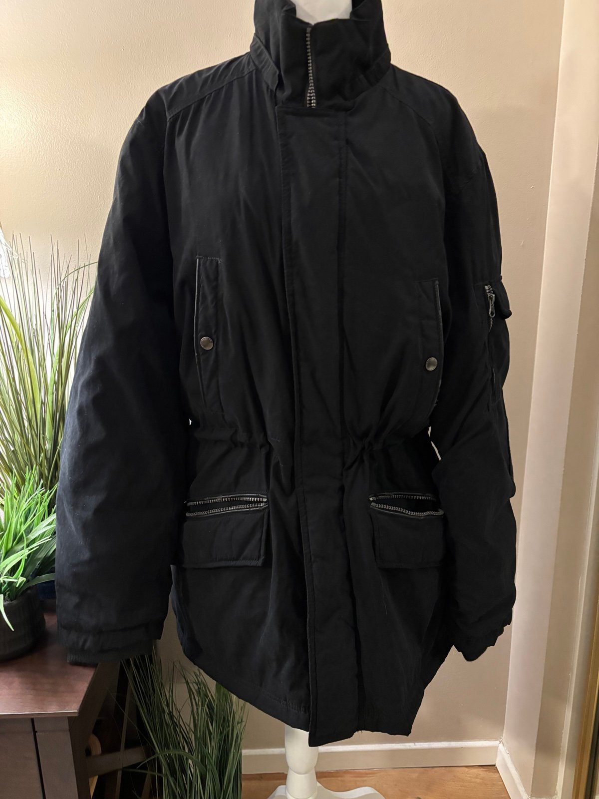 Men’s Nautica Black Puffy Jacket Size XL