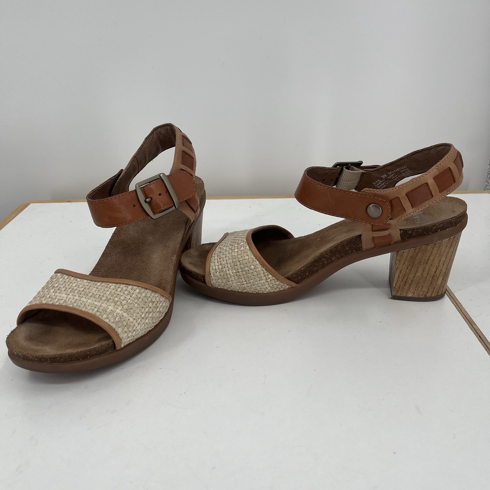 DANSKO Debby Brown Tan Leather Beige Raffia Chunky Heel Ankle Strap Sandals 8 39
