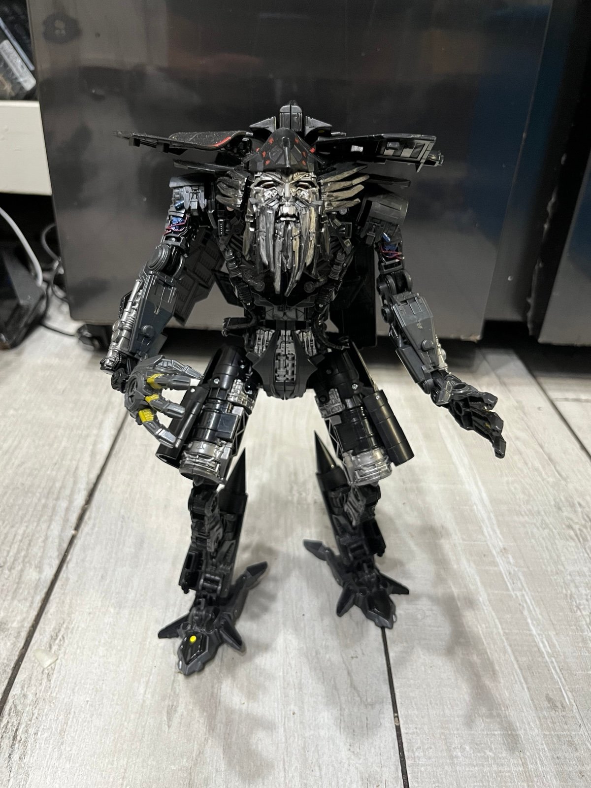 Hasbro Transformers Studio 35 Leader jetfire