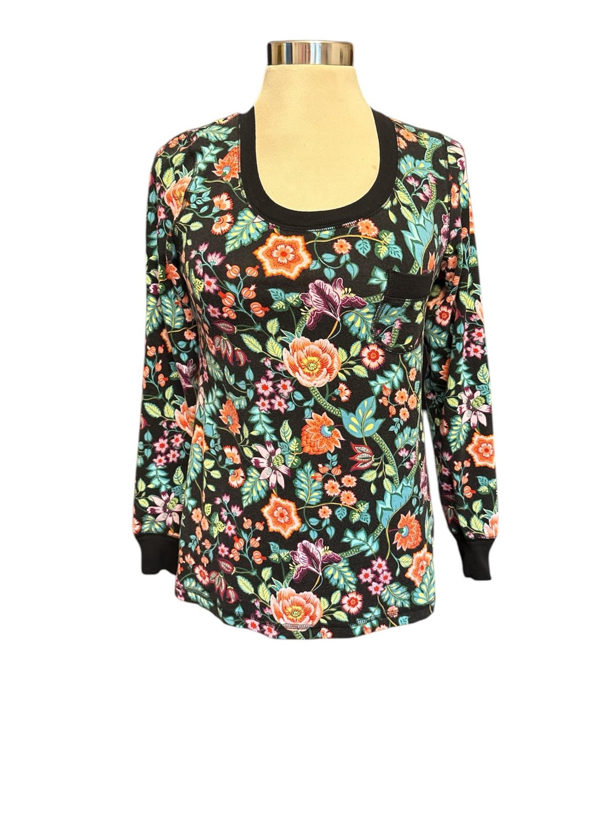Vera Bradley tshirt long sleeves scoop neck floral print stretchy size medium