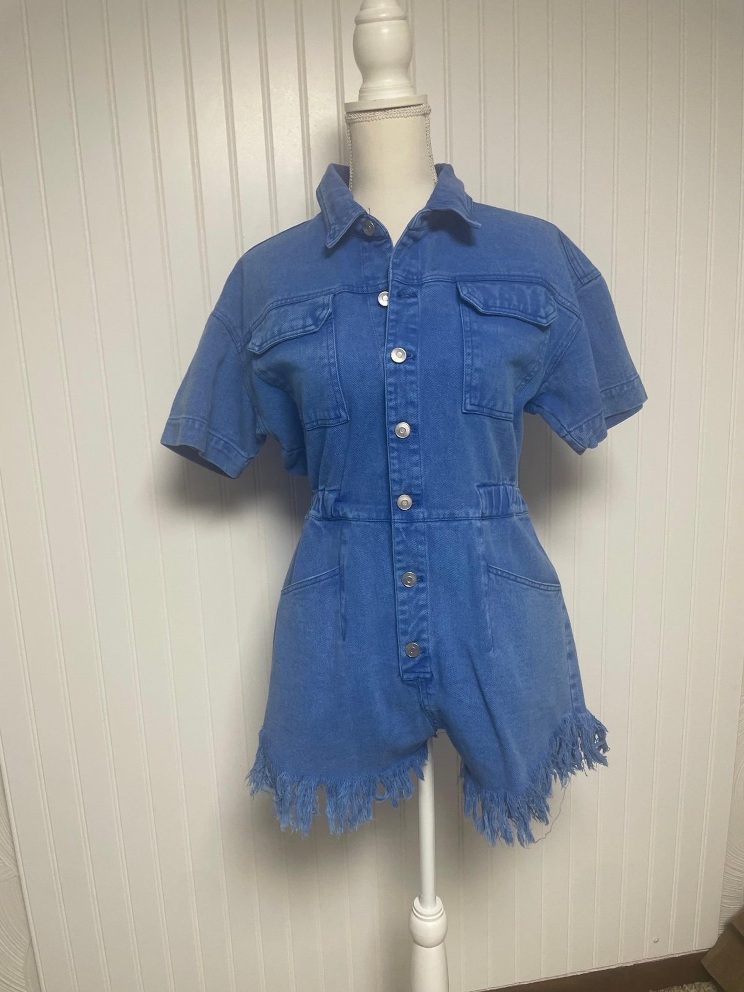 Peach Love California Royal Blue Denim Shorts Romper Women’s Medium