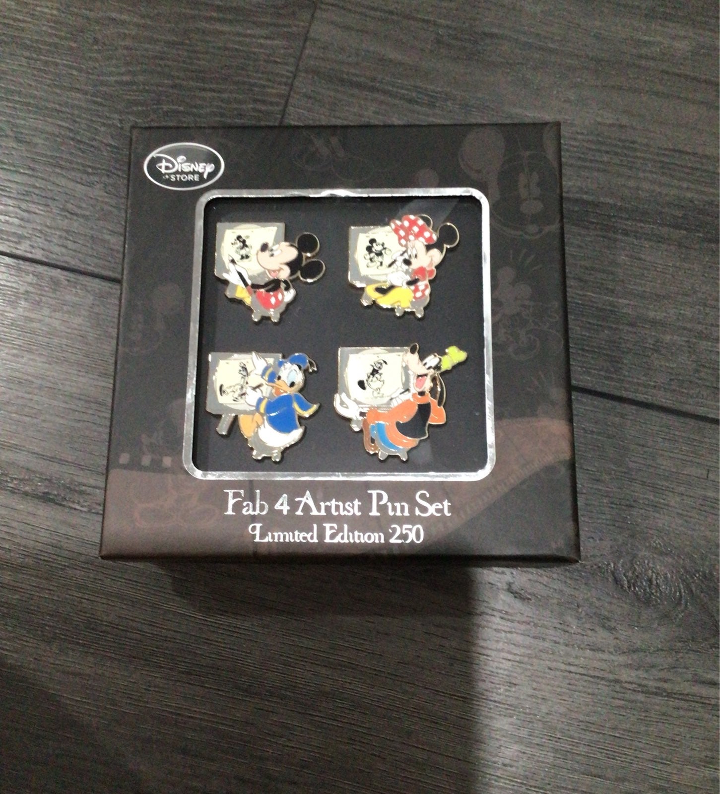 Disney Store Fab 4 Artist Pin Set