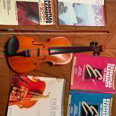 4/4 violin, bow and five books