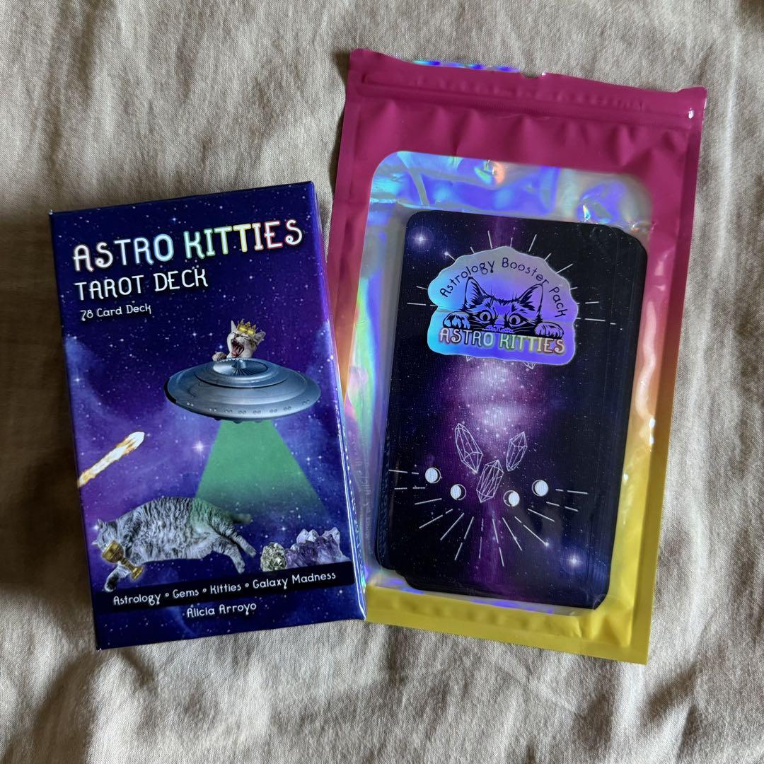 [Tarot Cards] Astro Kitties Tarot Genuine Product, Comes with Super Rare Bonus