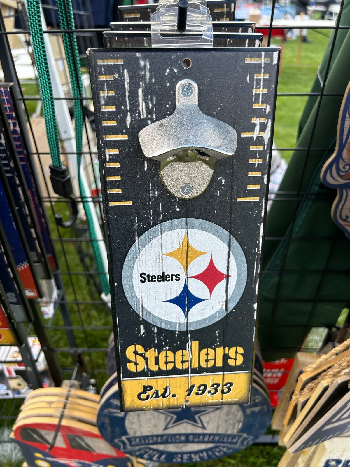 NFL PITTSBURGH STEELERS WALL SIGN BOTTLE OPENER