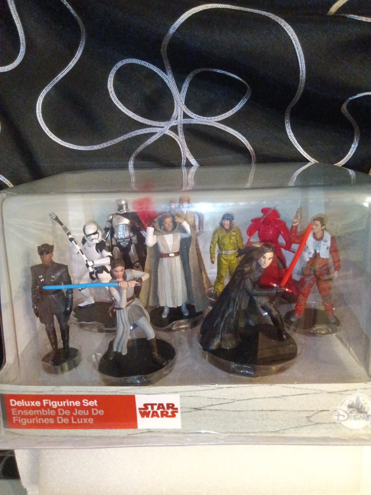 STAR WARS THE LAST JEDI DELUXE FIGURINE SET TOTAL 10 PIECE & FREE SHIPPING.