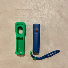 Luigi Wii controller