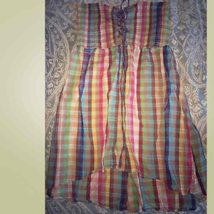 ♦️SOLD strapless multi dress M