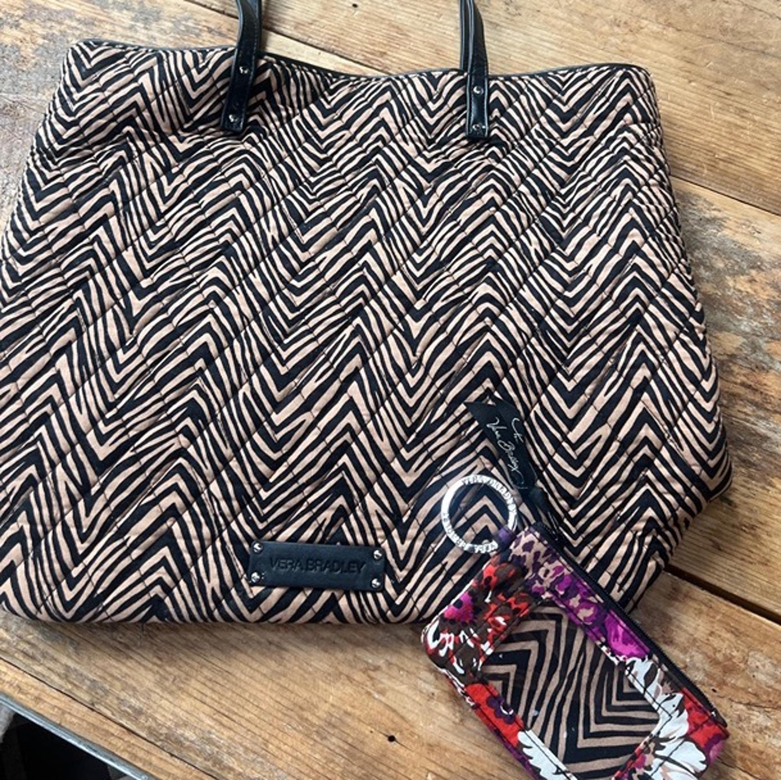 Vera Bradley Set! Zebra Tote and Coordinating Card and Key Holder