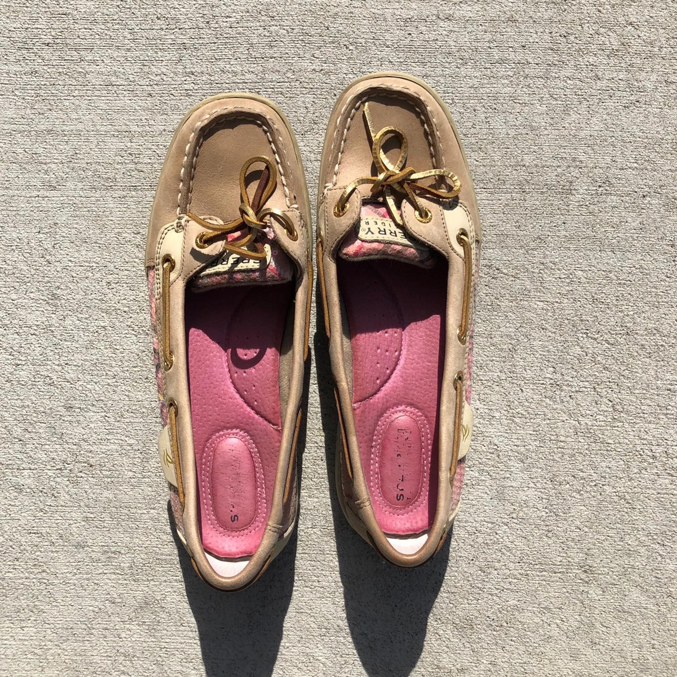 womens sperrys