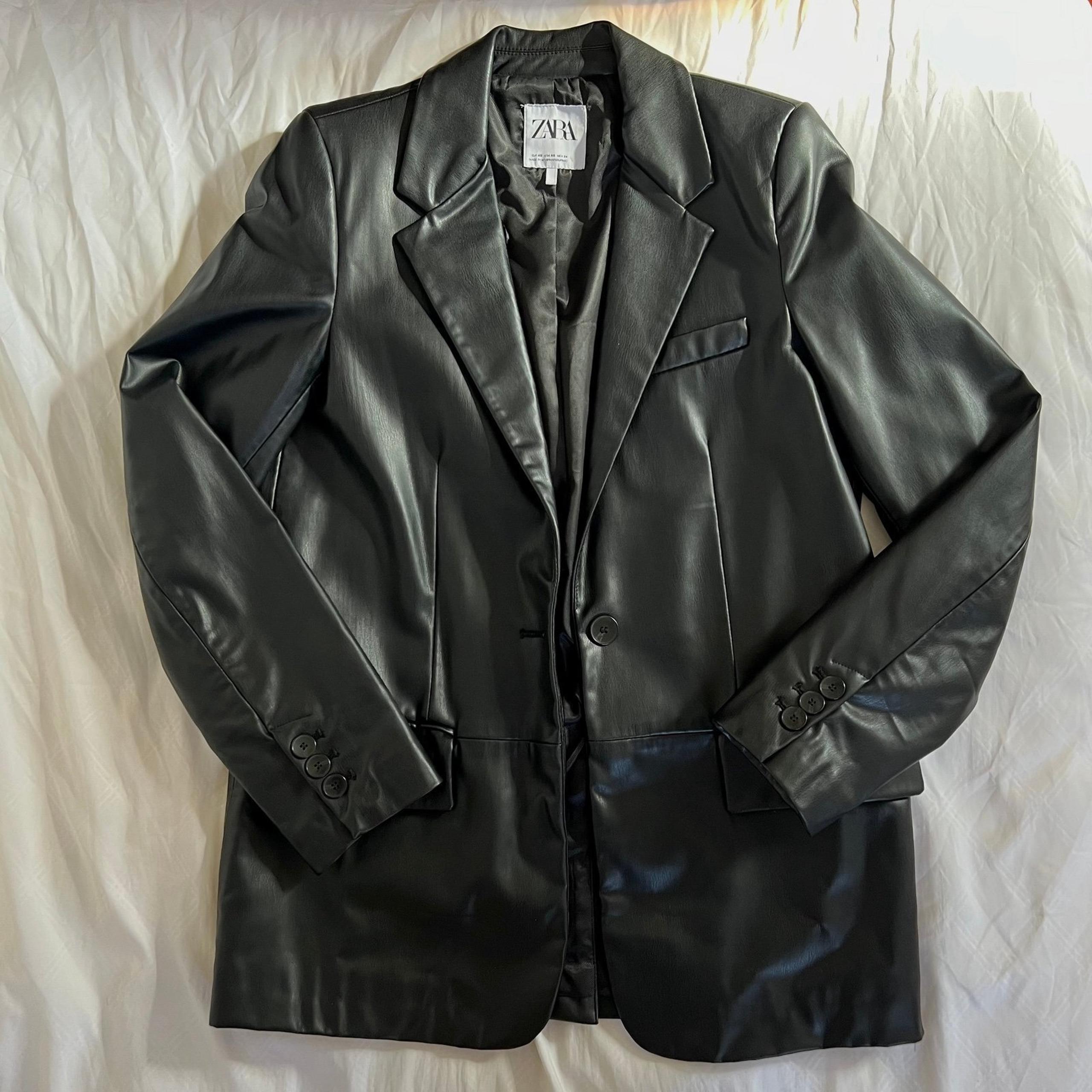 ZARA FAUX LEATHER BLAZER WITH SHOULDER PADS
