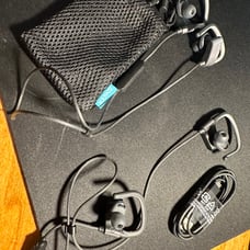 Bluetooth headphones