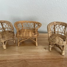 Vintage wicker Barbie size couch & chair set