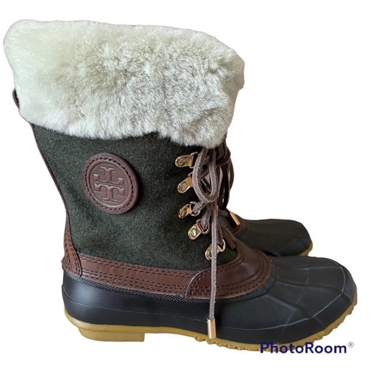 Tory Burch Jada Duck Boot Green Size 5 Fur Lace Up Luxury Designer Leather Logo