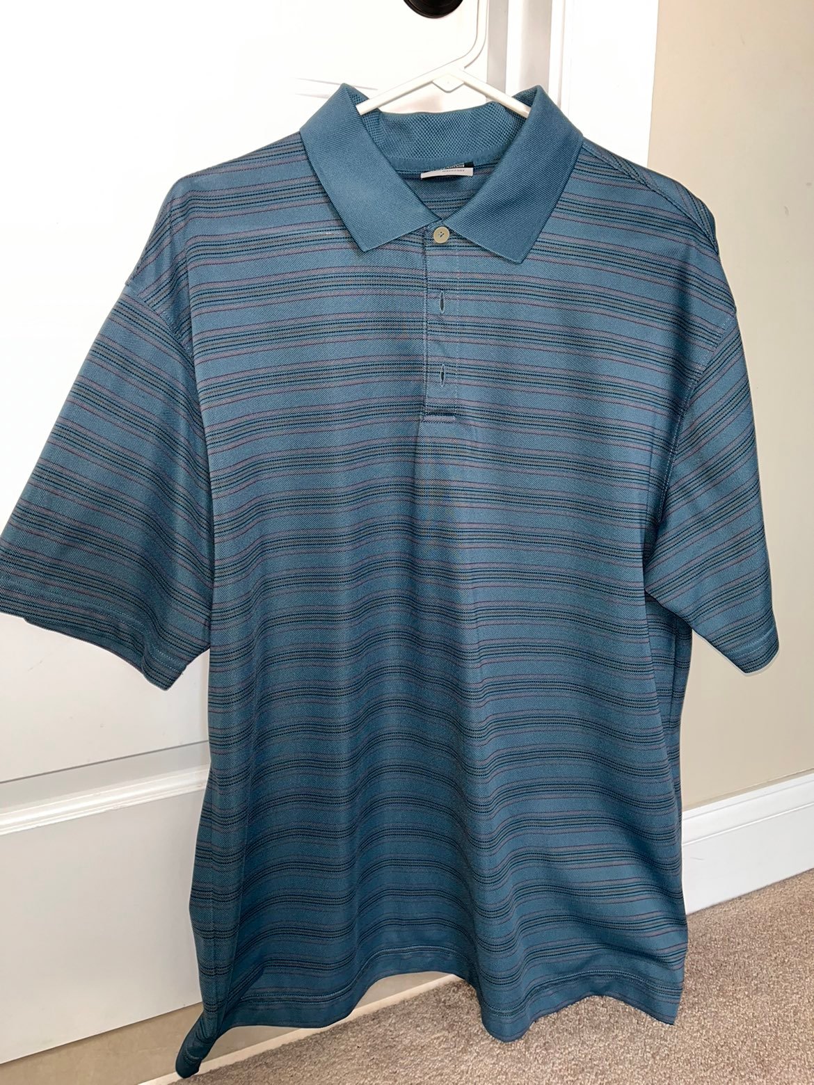 Nike golf XL dri-fit short sleeve shirt