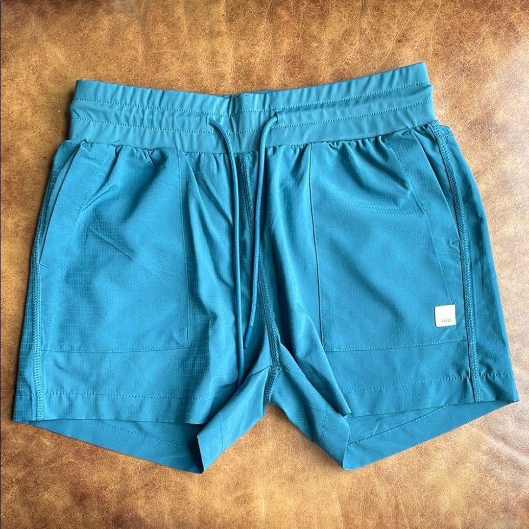 RARE Vuori Seabreeze Daily Short 3.5” Sz Small Dark Teal