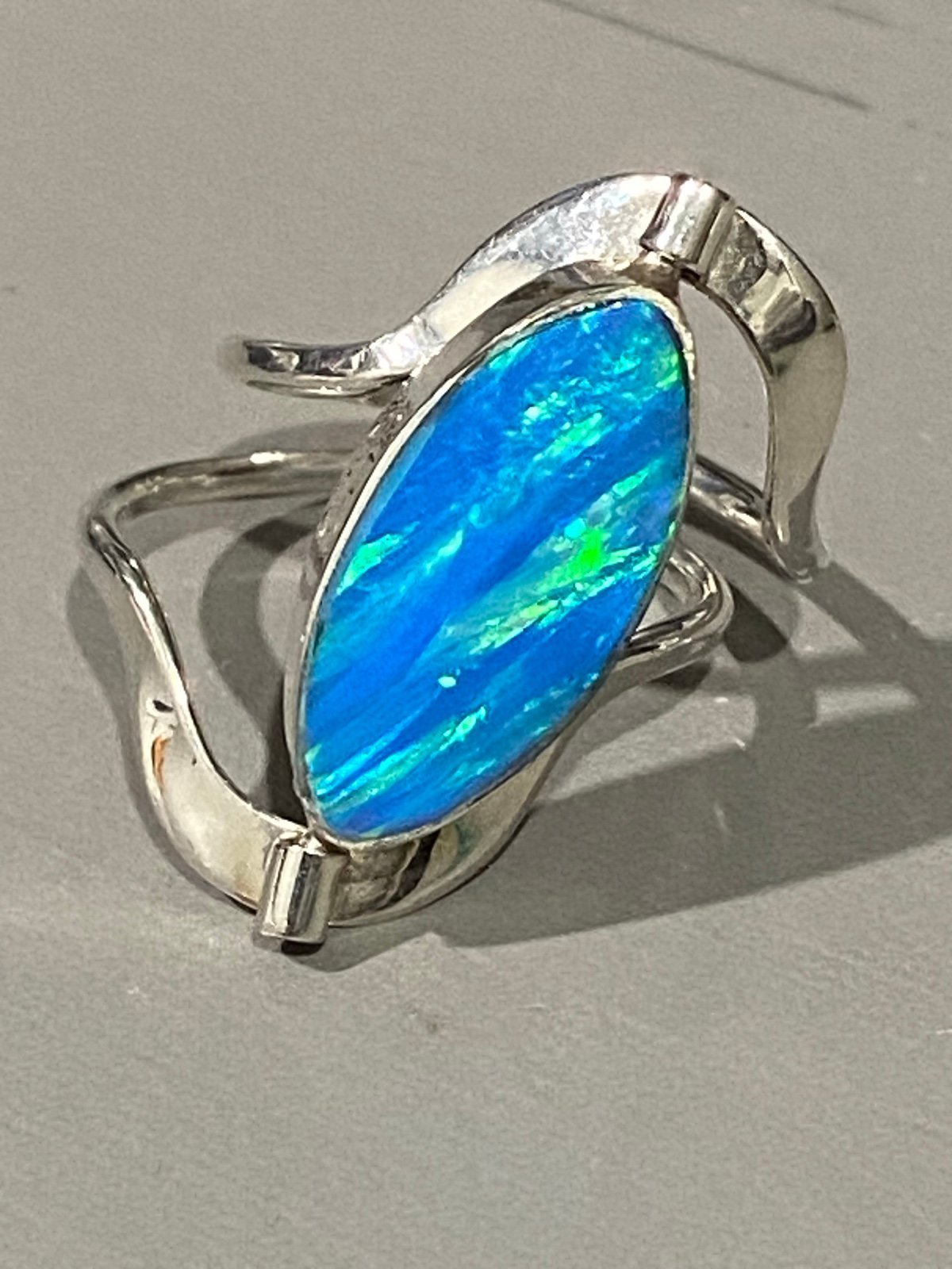 ATTI 925 Onyx / Opal reversible ring .