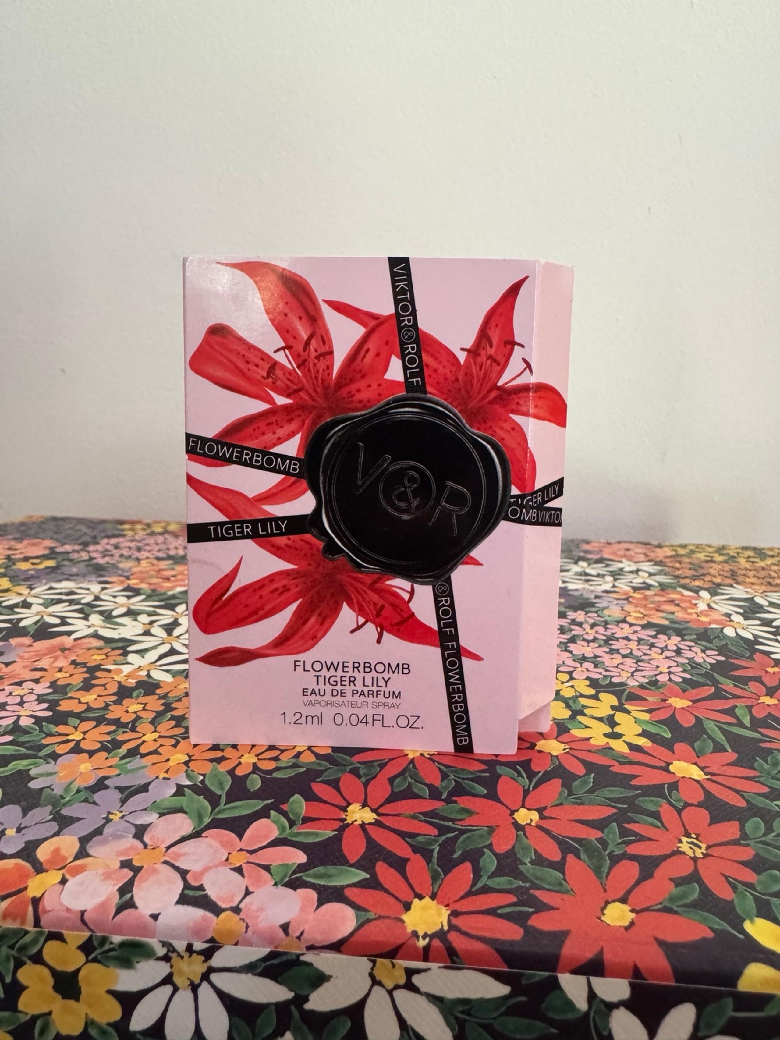 Victor & Rolf Flowerbomb Tiger Lily Sample Perfume
