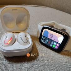 COMBO~Smart Watch Sports Tracker Bluetooth Call + Bluetooth 5.1 Earbuds Earphone