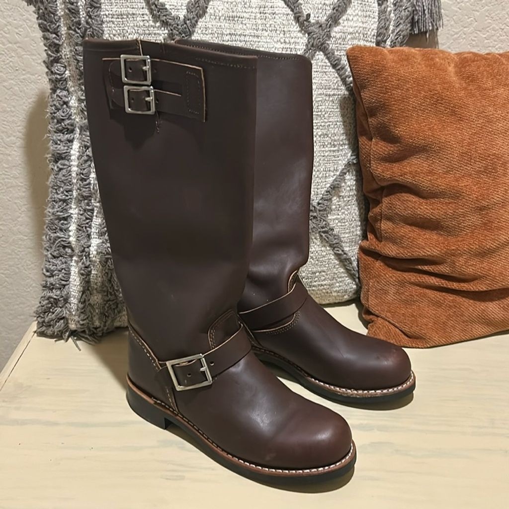 Red Wing Shoes W's 6.5 B Tall Engineer Boots 3352 NEW