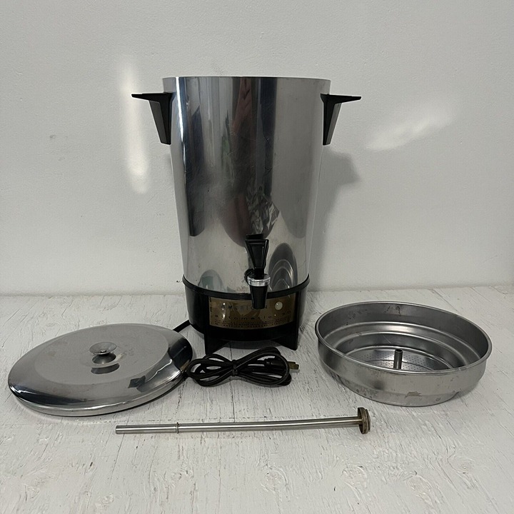 Vintage American Hardware Automatic 30 Cup Coffee Pot Percolator. WORKS GOOD