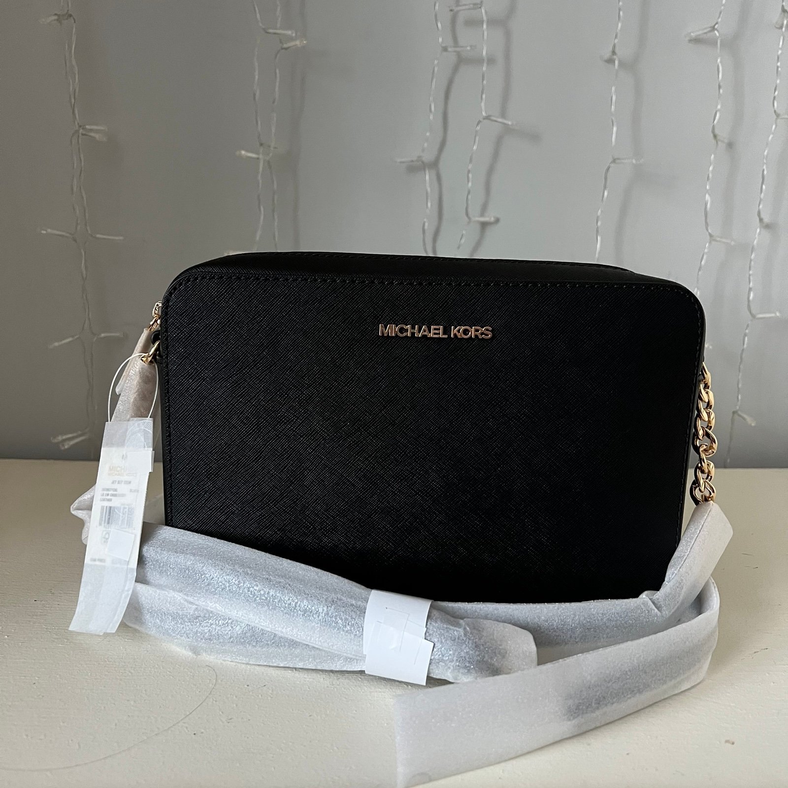 NWT Michael Kors Jet Set Saffiano Leather Crossbody Bag