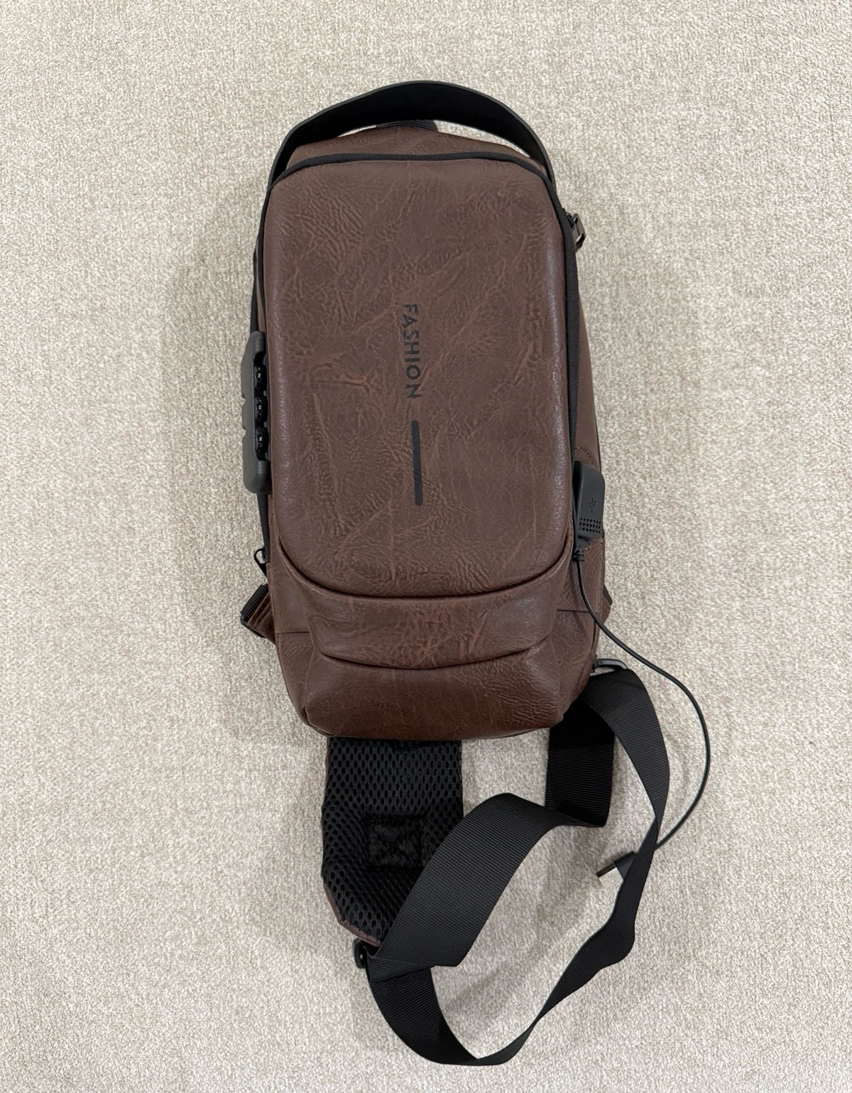 NWOT**** Men's Brown Crossbody Bag