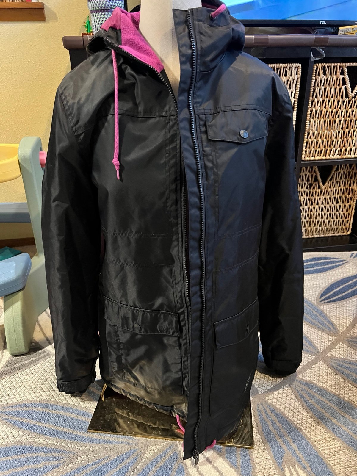 Black ski jacket