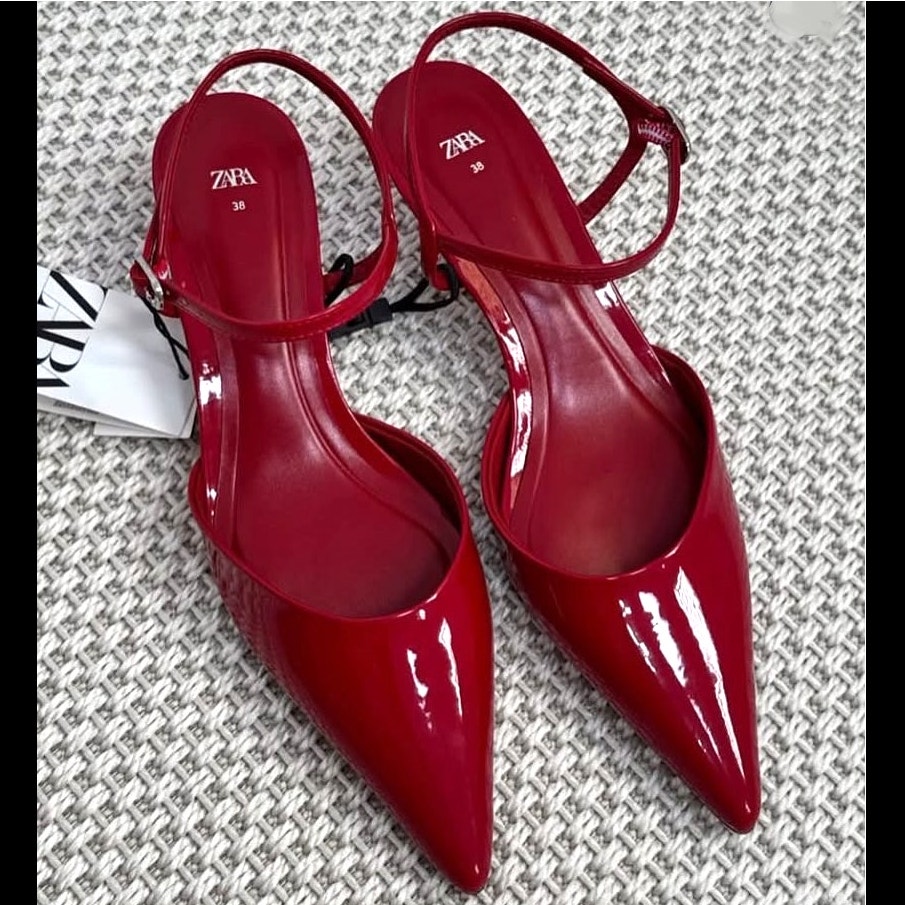 ZARA Pointed Toe Kitten Heels NWT (US 7.5)