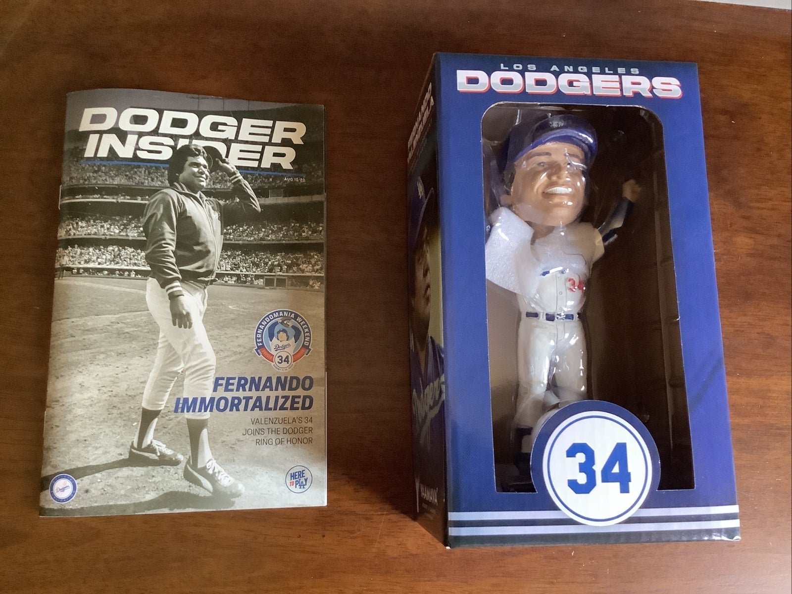 Fernando Valenzuela Los Angeles Dodgers Bobblehead and souvenir book