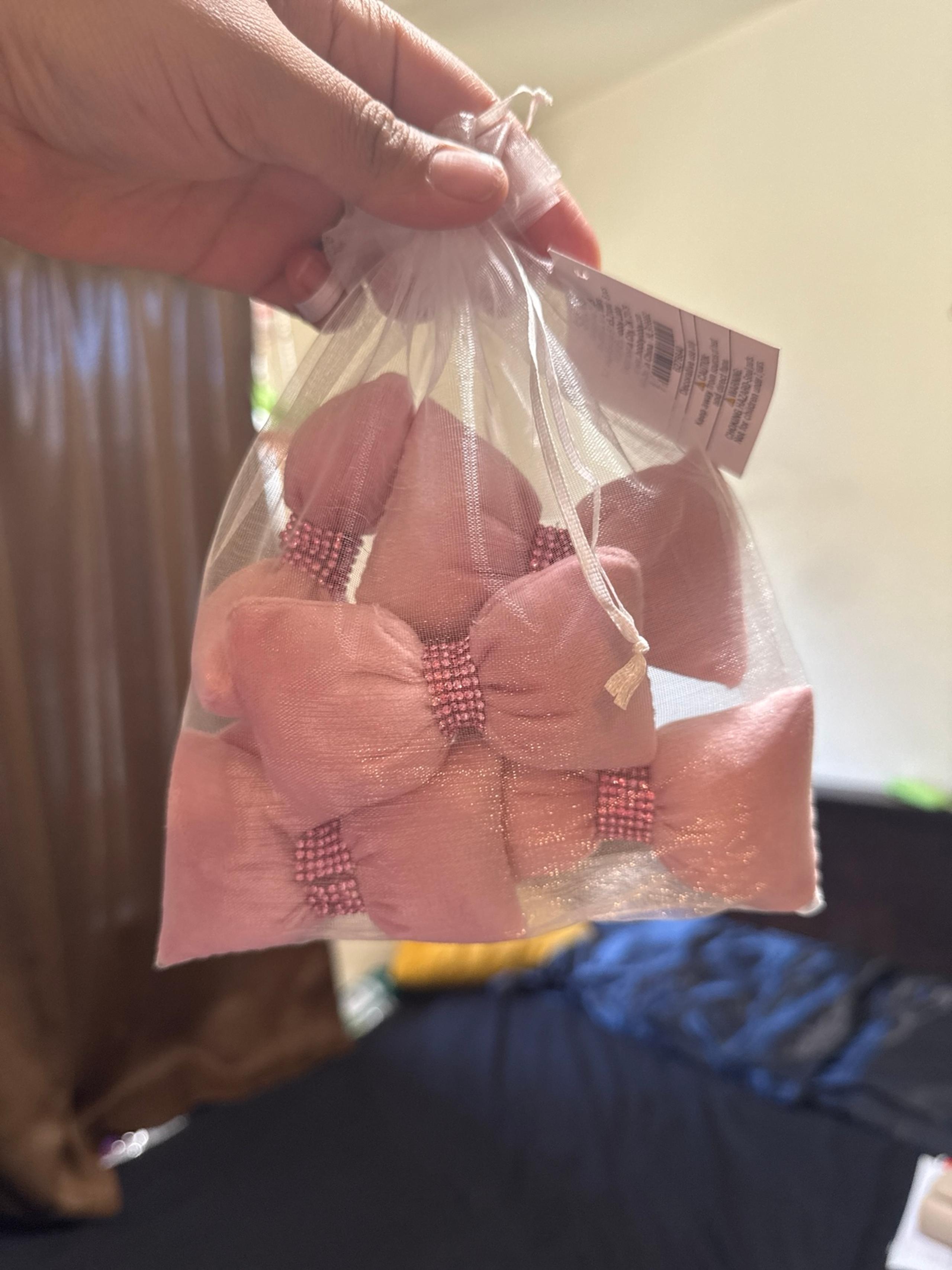 Pink bows