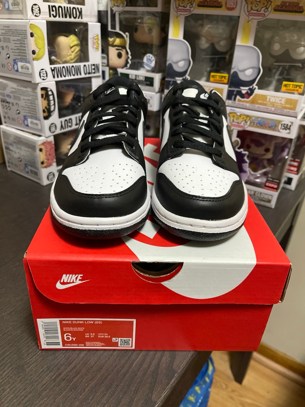 Dunk Low size 6y
