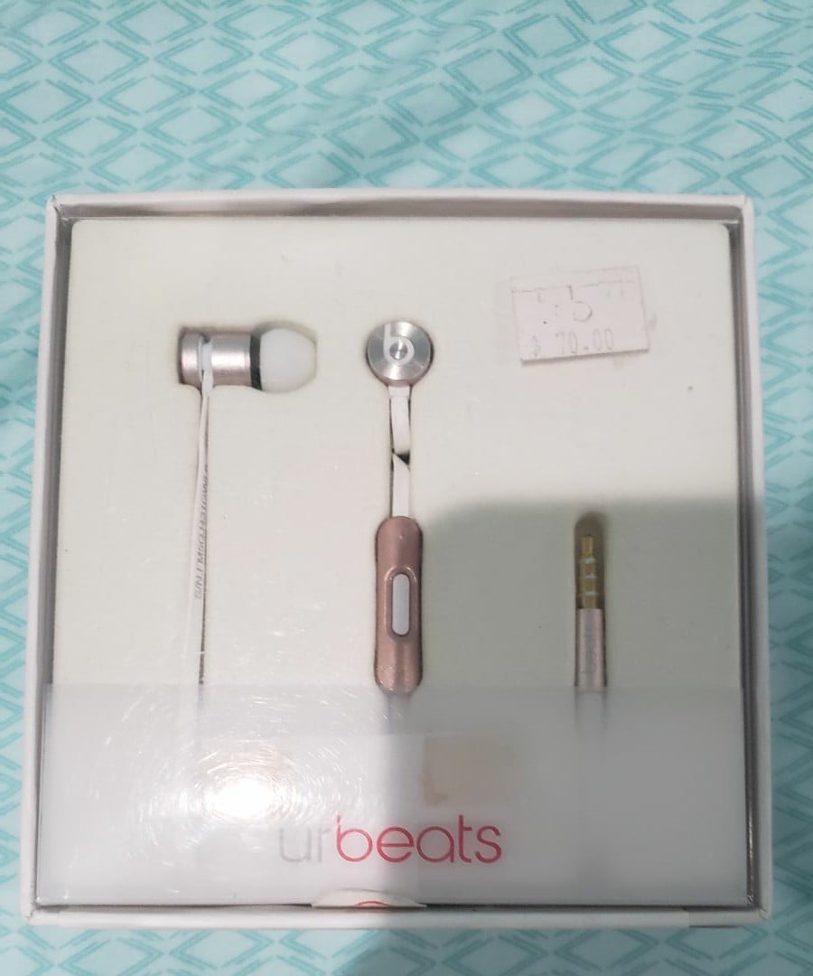 Earbuds
