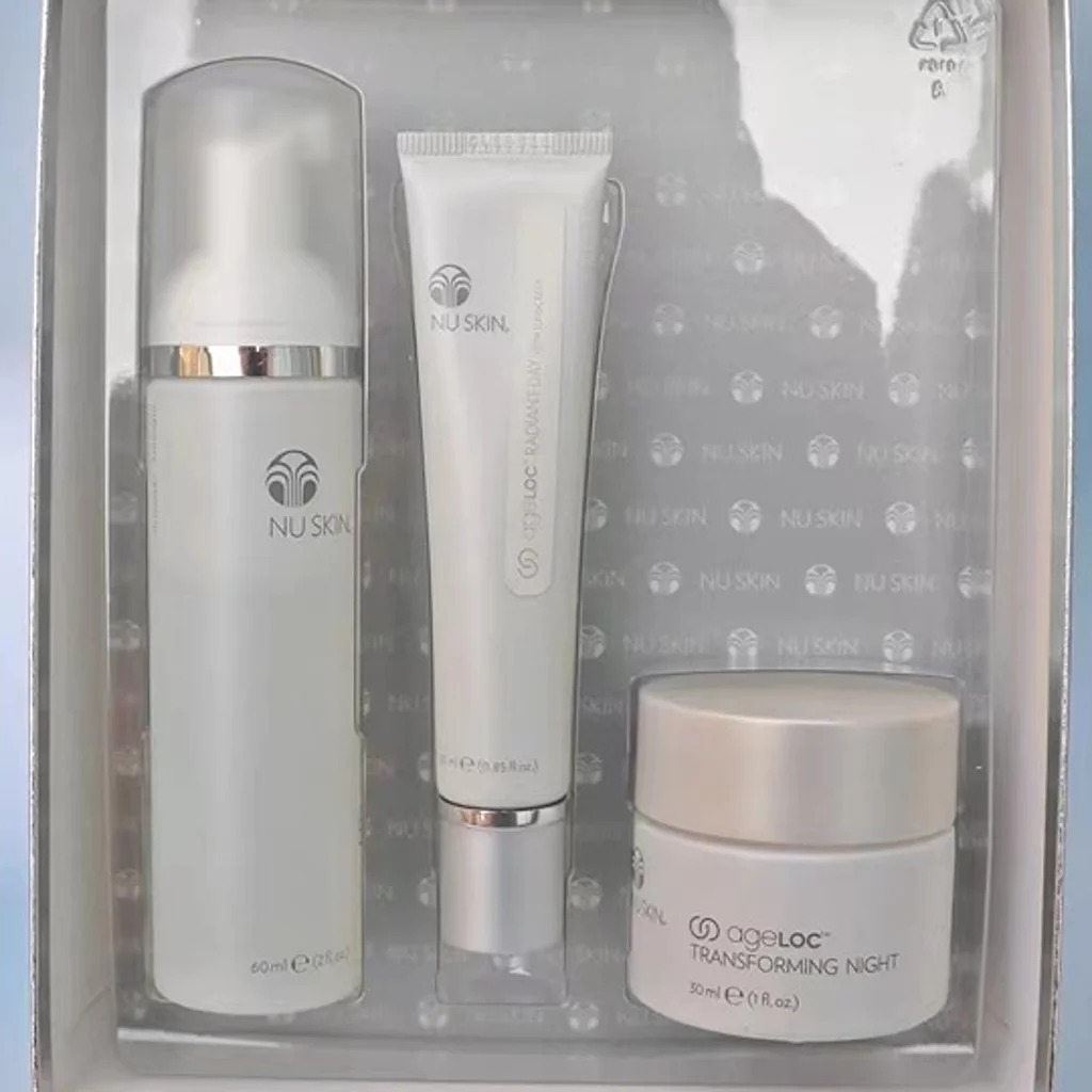 2 jars of Nu Skin NuSkin Rejuvenating Cream + combination cosmetics suitcase #33