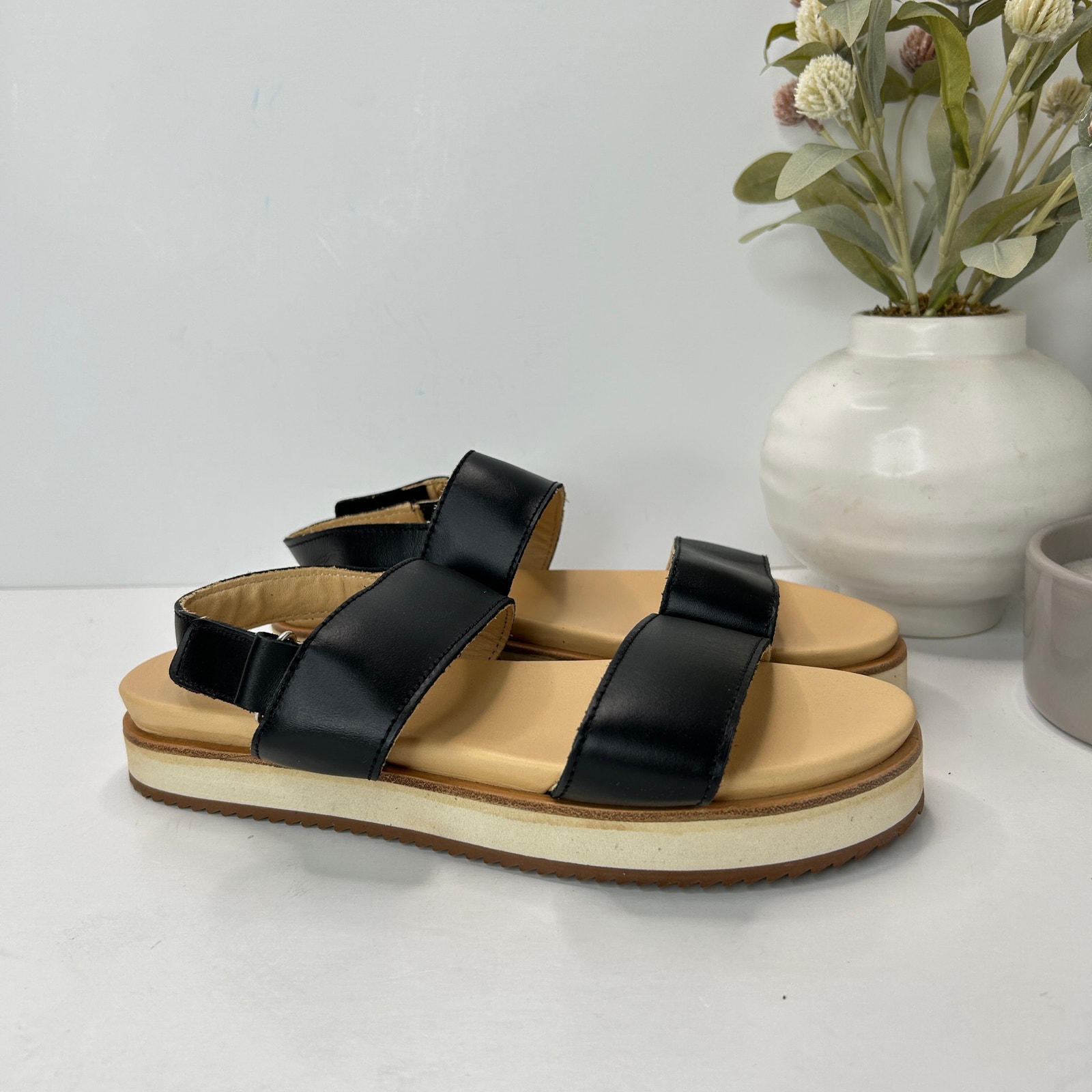 Nisolo Go-To Flatform Leather Strappy Sandals Black Back Strap Women 7.5 NWOB