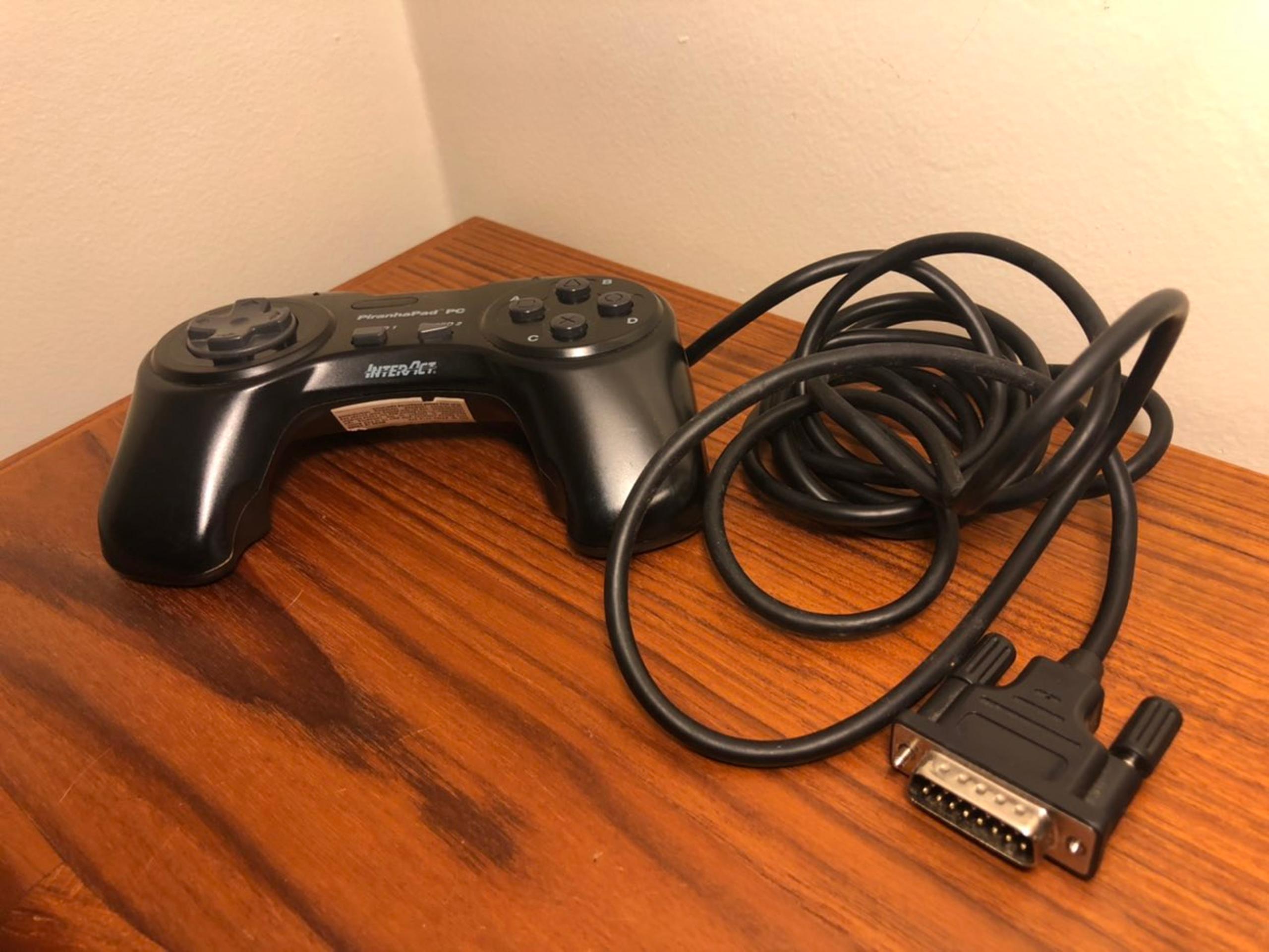 InterAct SV-231A Piranha Pad PC Video Game Controller for Windows computer