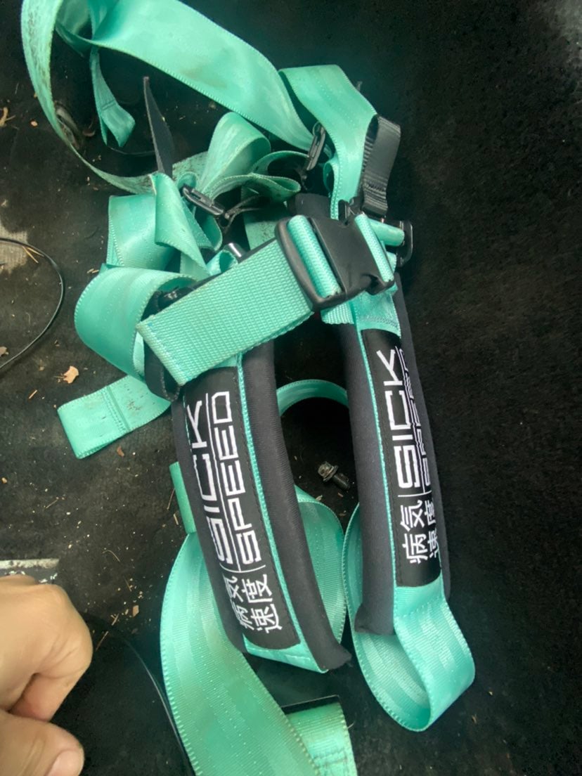 Sick speed 4 point harness like new