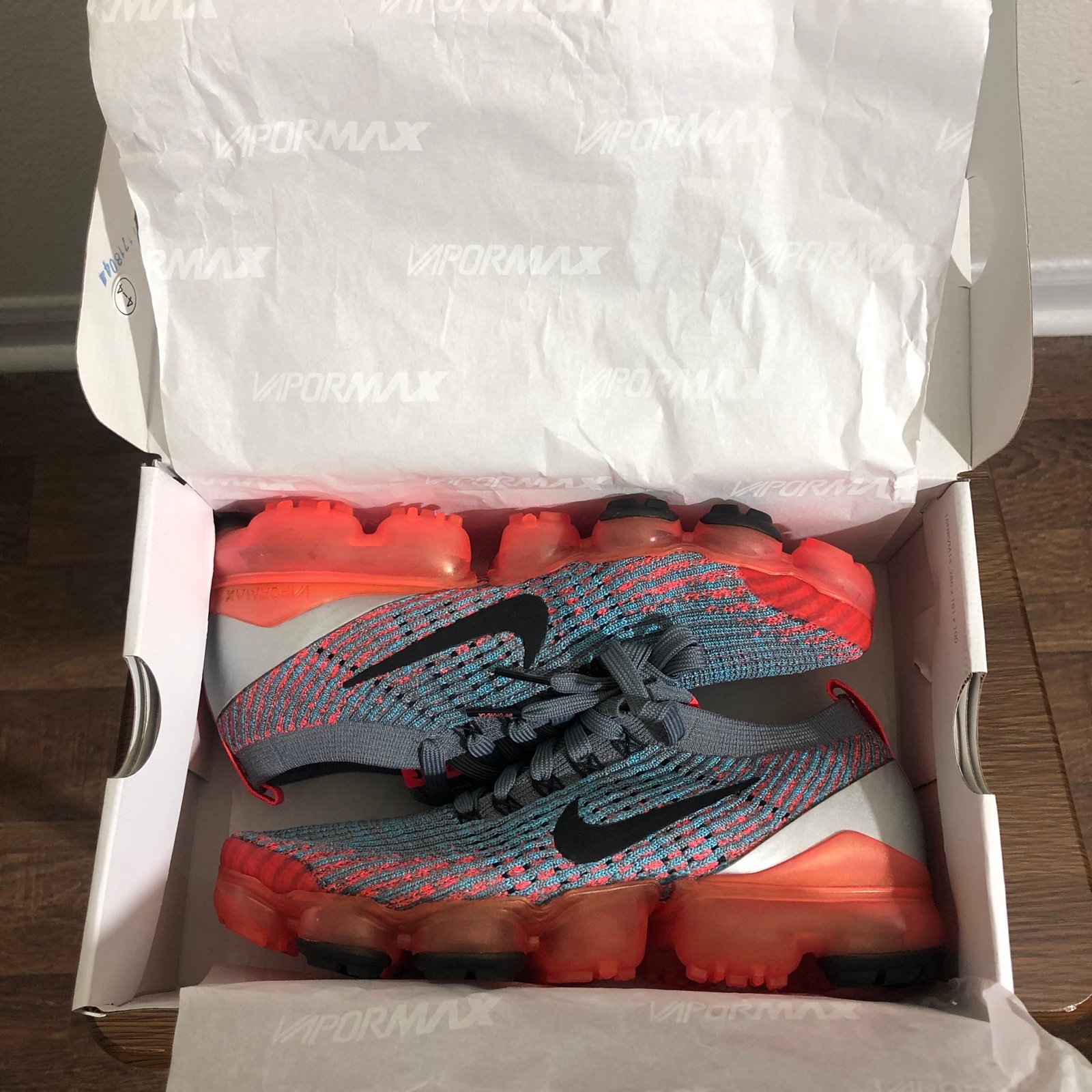 Nike W Air Vapormax Flyknit 3 Flash Crimson Red Black Women Sizes 8 AJ6910-601