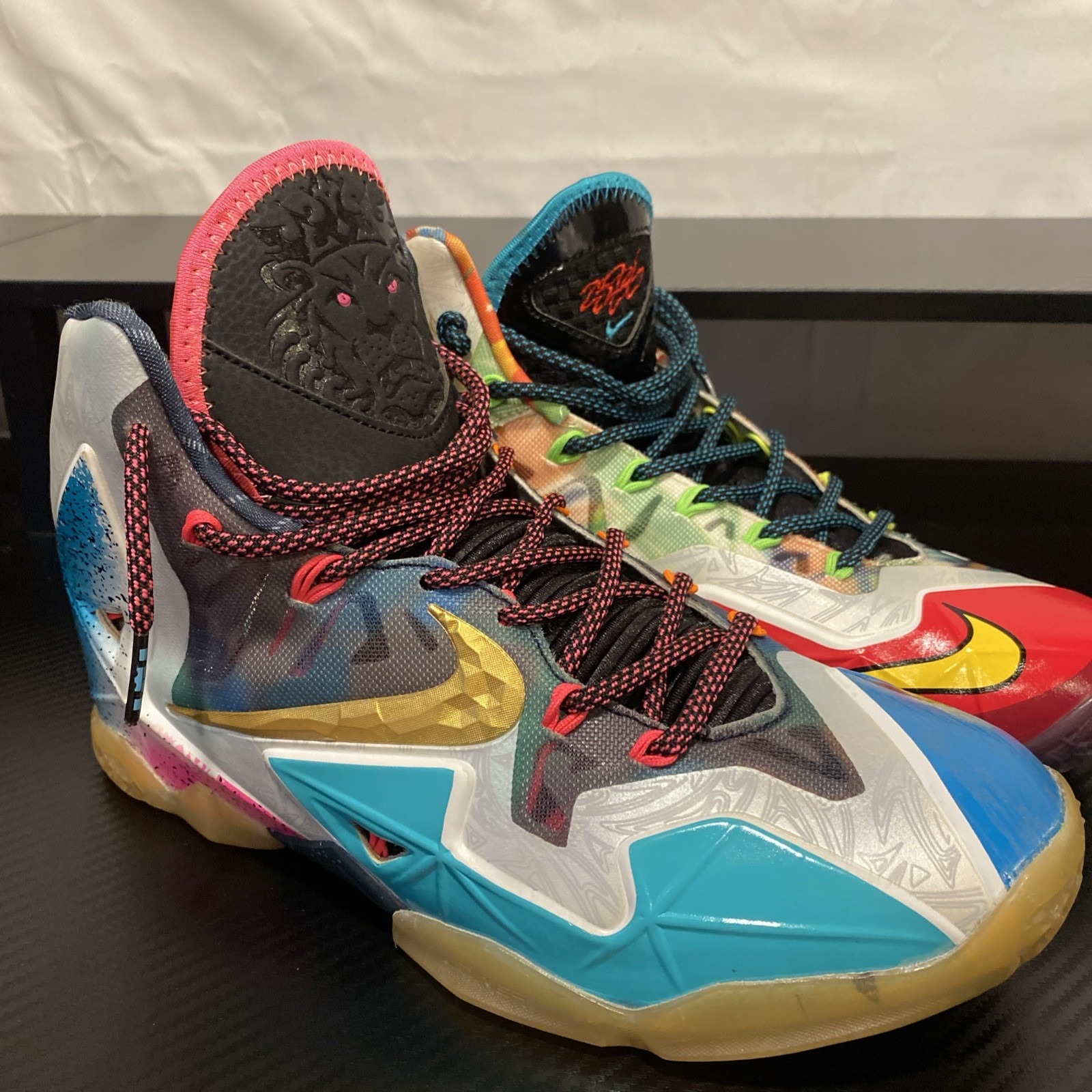 Nike LeBron 11 Premium "What The LeBron" 2014 Size 8. 650884-400